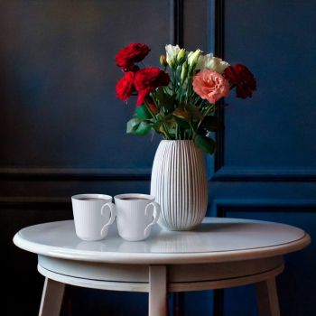 Royal Copenhagen, White mugs 28 cl, 2 pcs.